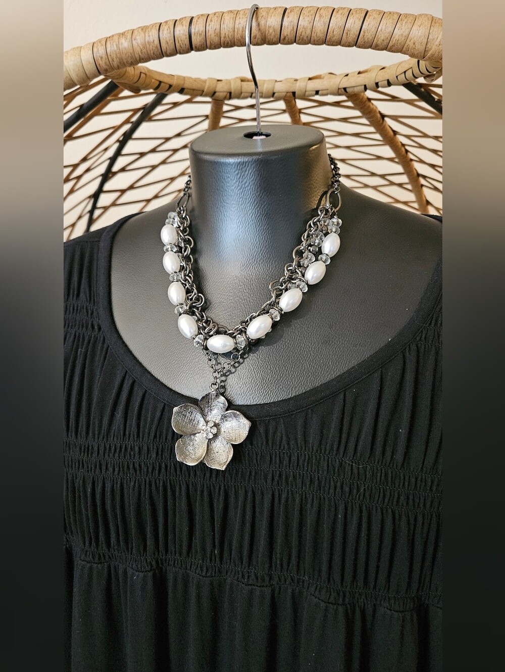 Gunmetal And Pearls Necklace
